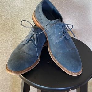 Men’s Nordstrom’s rack, blue suede shoes, size 10 1/2 M